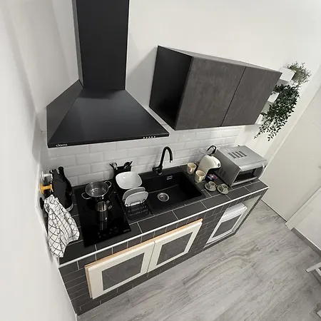 Quartiere San Giovanni Nest A 1500 Mt Dal Colosseo Rzym