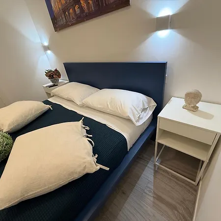Quartiere San Giovanni Nest A 1500 Mt Dal Colosseo Dom wakacyjny *