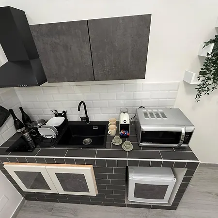 Dom wakacyjny Quartiere San Giovanni Nest A 1500 Mt Dal Colosseo
