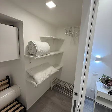 Quartiere San Giovanni Nest A 1500 Mt Dal Colosseo Rzym