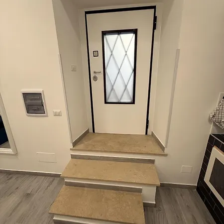 Quartiere San Giovanni Nest A 1500 Mt Dal Colosseo Rzym