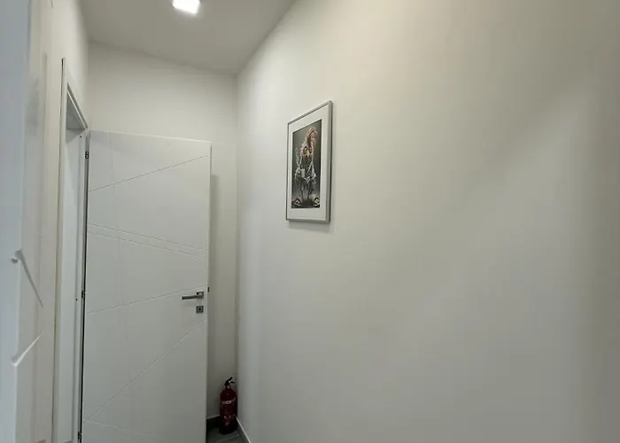 Holiday home Nest Collazia 1500 Mt Dal Colosseo Rome